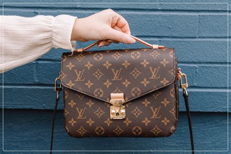 colorful louis vuitton bag fake|louis vuitton bag scam.